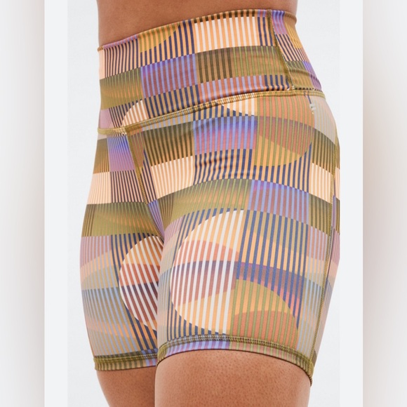 3 piece Fabletics bundle - Picture 14 of 14